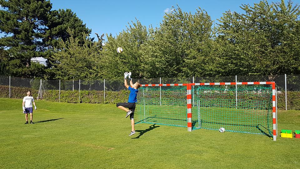 E:\Allerlei\Neubeginn\Tormannschule\Fotos\Lenka 2018-07-24\Medium