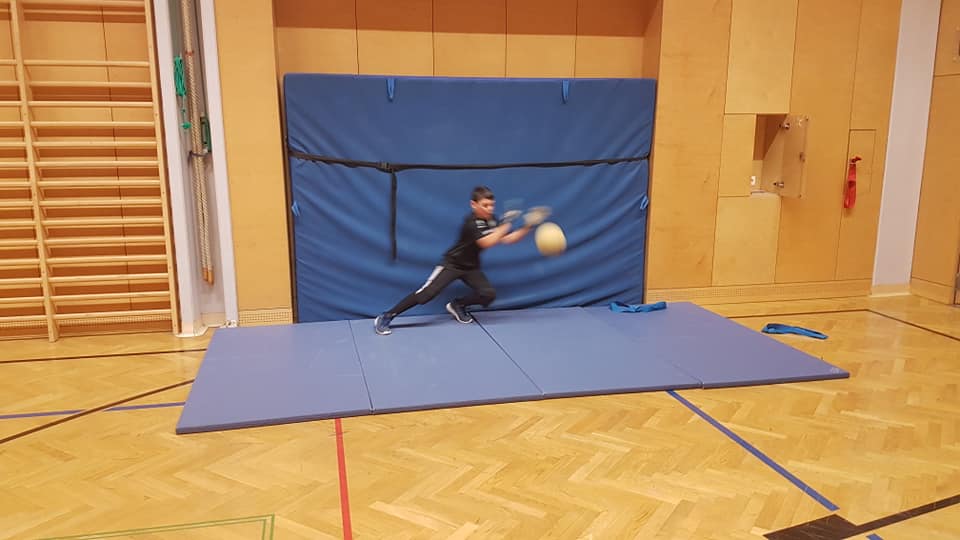 E:\Allerlei\Neubeginn\Tormannschule\Fotos\Lenka 2018-07-24\Medium